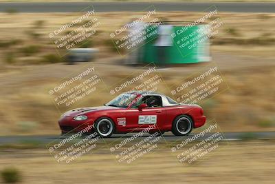 media/Jun-01-2025-CalClub SCCA (Sun) [[eae223c5dd]]/Group 1/Track Event 6/